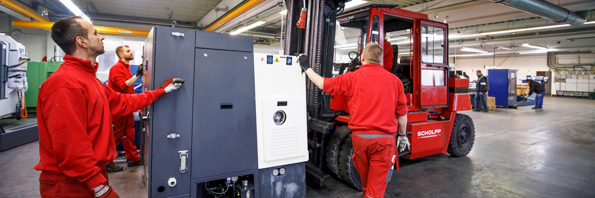 Maschinenmontagen und Maschinentransporte in der Region Baden - vom Industriedienstleister SCHOLPP
